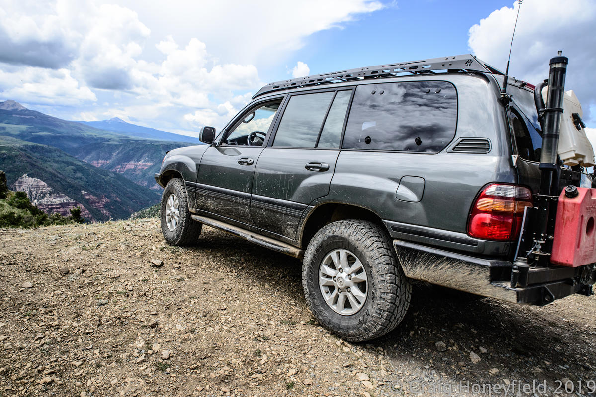 N6MUD Toyota Land Cruiser during mountaintop mobile operation